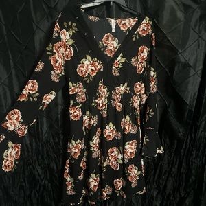 Black floral long sleeve dress size XL